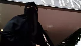 # Дълбока уста и шиб ...