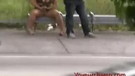 Азиатски тийнейджър  ...