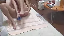 Сирене жени скача с  ...